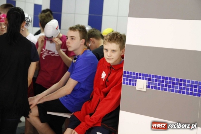 Zdjęcie w galerii na portalu naszraciborz.pl: Pływanie. Gimnazjum Mistrzostwa Sportowego na podium  wiadomości z regionu