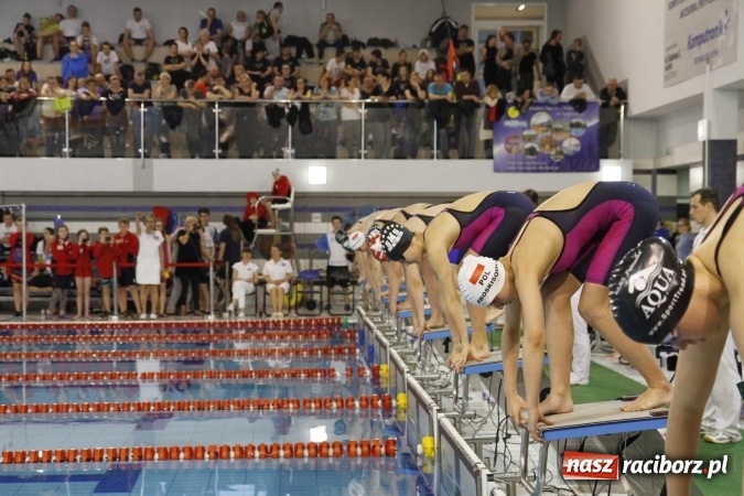 Zdjęcie w galerii na portalu naszraciborz.pl: Pływanie. Gimnazjum Mistrzostwa Sportowego na podium  wiadomości z regionu