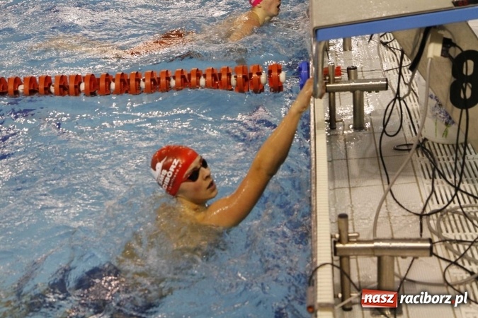 Zdjęcie w galerii na portalu naszraciborz.pl: Pływanie. Gimnazjum Mistrzostwa Sportowego na podium  wiadomości z regionu
