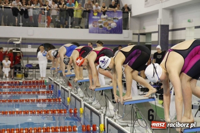 Zdjęcie w galerii na portalu naszraciborz.pl: Pływanie. Gimnazjum Mistrzostwa Sportowego na podium  wiadomości z regionu
