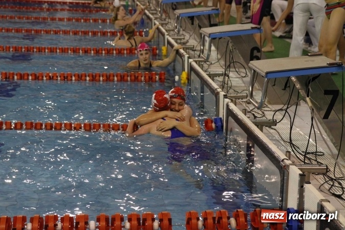 Zdjęcie w galerii na portalu naszraciborz.pl: Pływanie. Gimnazjum Mistrzostwa Sportowego na podium  wiadomości z regionu