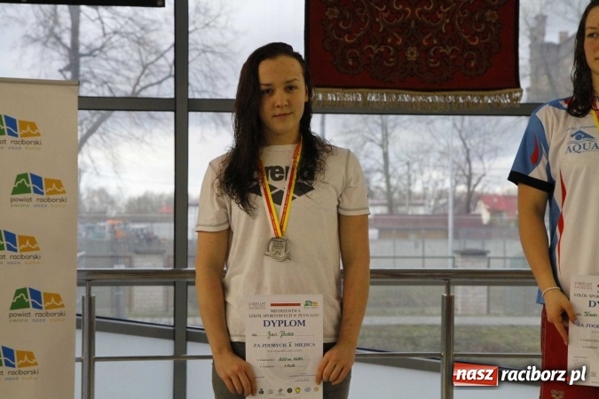 Zdjęcie w galerii na portalu naszraciborz.pl: Pływanie. Gimnazjum Mistrzostwa Sportowego na podium  wiadomości z regionu