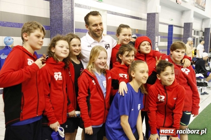 Zdjęcie w galerii na portalu naszraciborz.pl: Pływanie. Gimnazjum Mistrzostwa Sportowego na podium  wiadomości z regionu