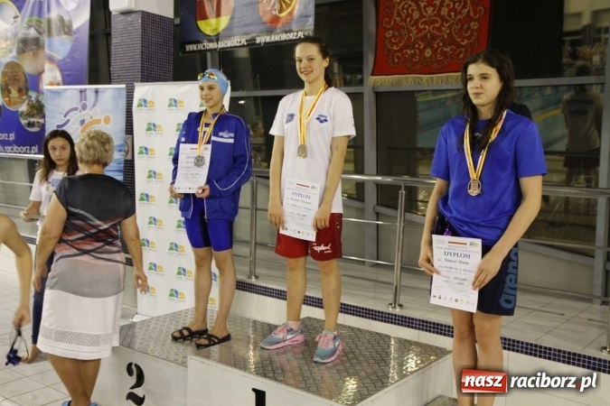 Zdjęcie w galerii na portalu naszraciborz.pl: Pływanie. Gimnazjum Mistrzostwa Sportowego na podium  wiadomości z regionu