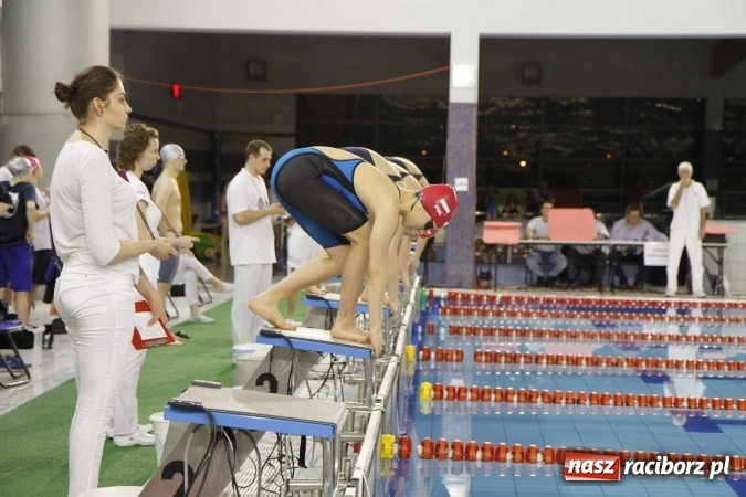 Zdjęcie w galerii na portalu naszraciborz.pl: Pływanie. Gimnazjum Mistrzostwa Sportowego na podium  wiadomości z regionu