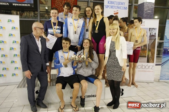 Zdjęcie w galerii na portalu naszraciborz.pl: Pływanie. Gimnazjum Mistrzostwa Sportowego na podium  wiadomości z regionu