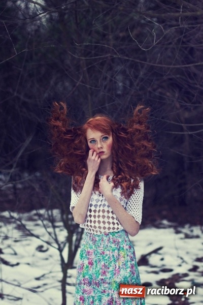 Zdjęcie w galerii na portalu naszraciborz.pl: Z Kuźni Raciborskiej na okładki magazynów! Wywiad z fotomodelką Magdaleną Przybyłą wiadomości z regionu