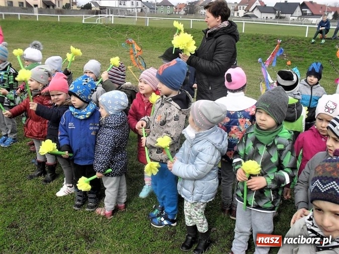 Zdjęcie w galerii na portalu naszraciborz.pl: Ognisty bałwan w Raciborzu-Studziennej  wiadomości z regionu