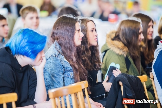 Zdjęcie w galerii na portalu naszraciborz.pl: Powitanie wiosny z Ekonomikiem wiadomości z regionu