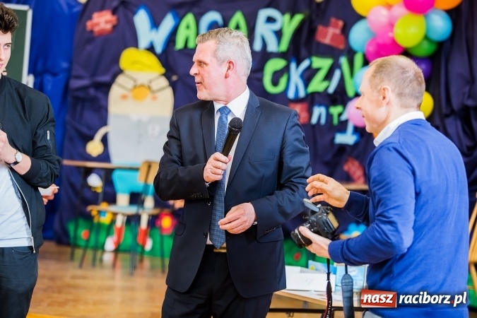 Zdjęcie w galerii na portalu naszraciborz.pl: Powitanie wiosny z Ekonomikiem wiadomości z regionu