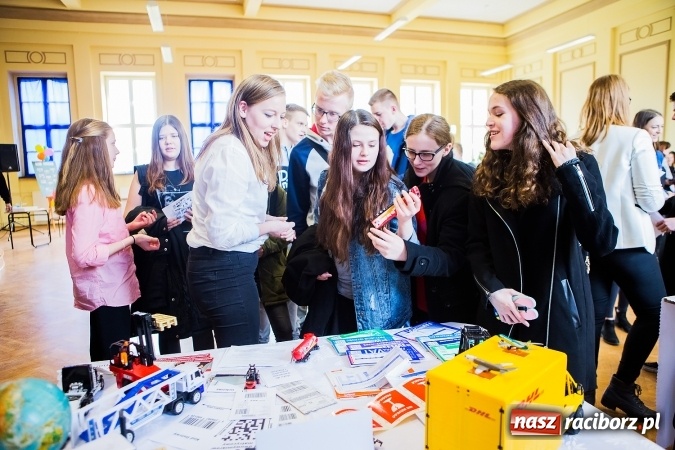 Zdjęcie w galerii na portalu naszraciborz.pl: Powitanie wiosny z Ekonomikiem wiadomości z regionu