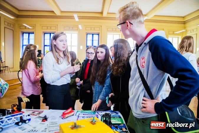 Zdjęcie w galerii na portalu naszraciborz.pl: Powitanie wiosny z Ekonomikiem wiadomości z regionu