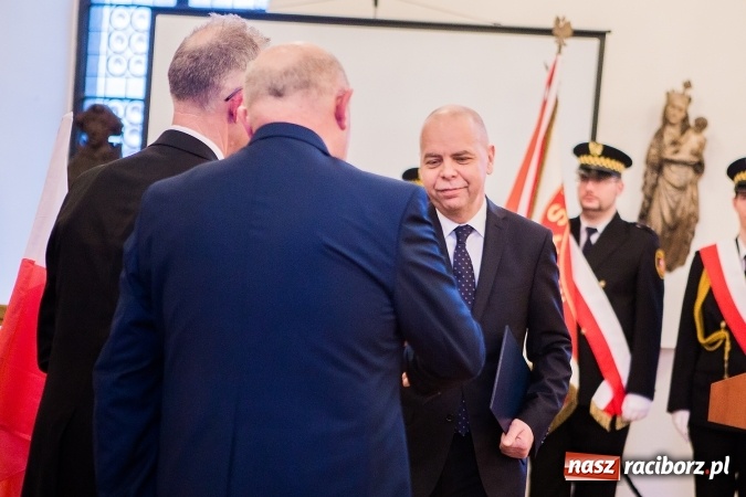 Zdjęcie w galerii na portalu naszraciborz.pl: 800-lecie praw miejskich Raciborza. Uroczysta Sesja Rady Miasta murach Muzeum FOTO wiadomości z regionu