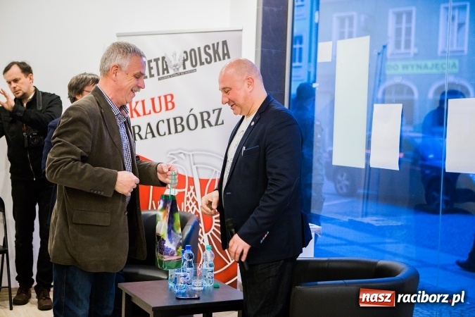 Zdjęcie w galerii na portalu naszraciborz.pl: Spotkanie autorskie Tadeusza Płużańskiego w księgarni Sowa wiadomości z regionu