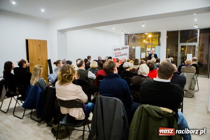Zdjęcie w galerii na portalu naszraciborz.pl: Spotkanie autorskie Tadeusza Płużańskiego w księgarni Sowa wiadomości z regionu