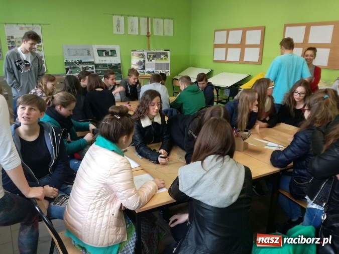 Zdjęcie w galerii na portalu naszraciborz.pl: Pierwszy Dzień Wiosny z CKZiU nr 1 w Raciborzu  wiadomości z regionu