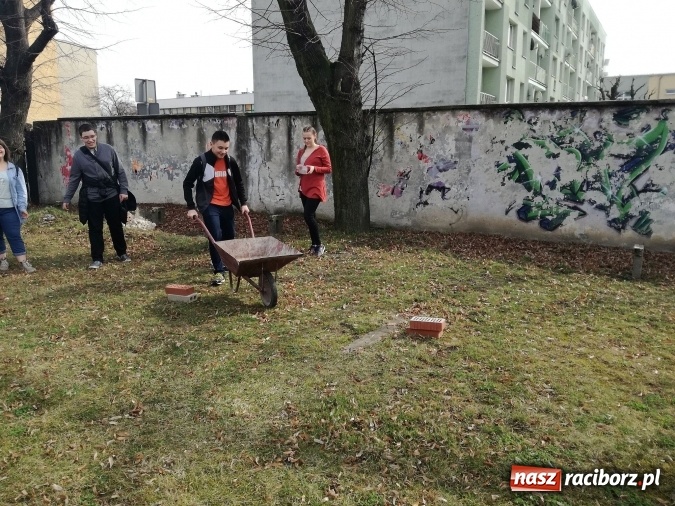 Zdjęcie w galerii na portalu naszraciborz.pl: Pierwszy Dzień Wiosny z CKZiU nr 1 w Raciborzu  wiadomości z regionu