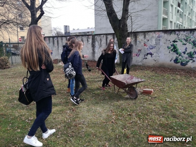 Zdjęcie w galerii na portalu naszraciborz.pl: Pierwszy Dzień Wiosny z CKZiU nr 1 w Raciborzu  wiadomości z regionu