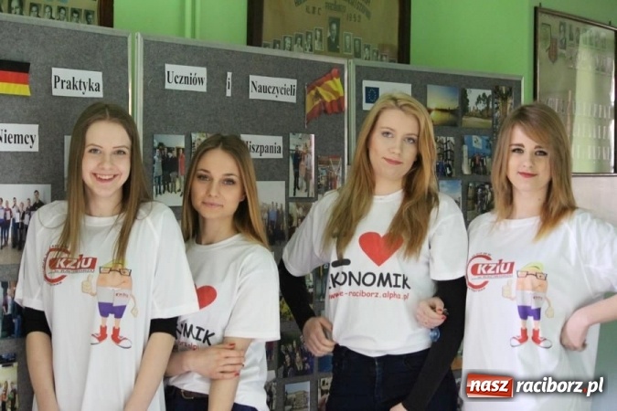 Zdjęcie w galerii na portalu naszraciborz.pl: Pierwszy Dzień Wiosny z CKZiU nr 1 w Raciborzu  wiadomości z regionu