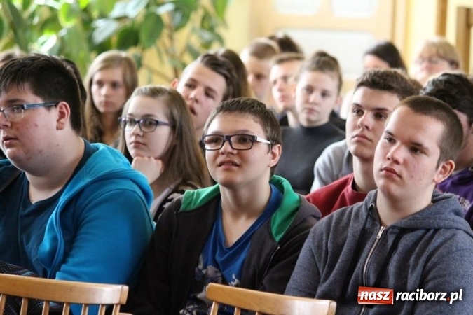 Zdjęcie w galerii na portalu naszraciborz.pl: Pierwszy Dzień Wiosny z CKZiU nr 1 w Raciborzu  wiadomości z regionu