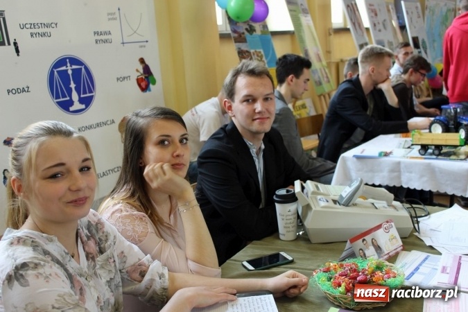 Zdjęcie w galerii na portalu naszraciborz.pl: Pierwszy Dzień Wiosny z CKZiU nr 1 w Raciborzu  wiadomości z regionu