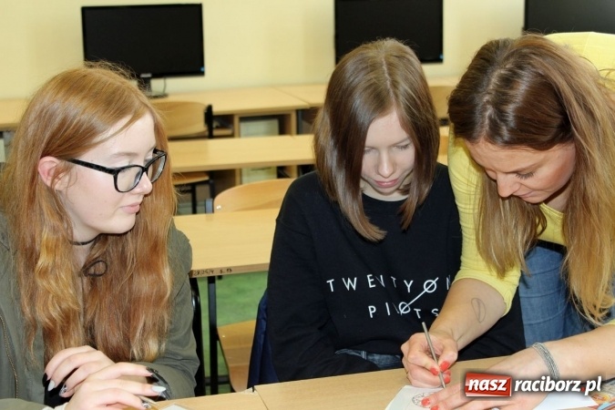 Zdjęcie w galerii na portalu naszraciborz.pl: Pierwszy Dzień Wiosny z CKZiU nr 1 w Raciborzu  wiadomości z regionu