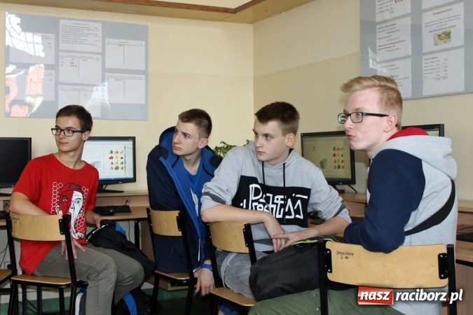 Zdjęcie w galerii na portalu naszraciborz.pl: Pierwszy Dzień Wiosny z CKZiU nr 1 w Raciborzu  wiadomości z regionu