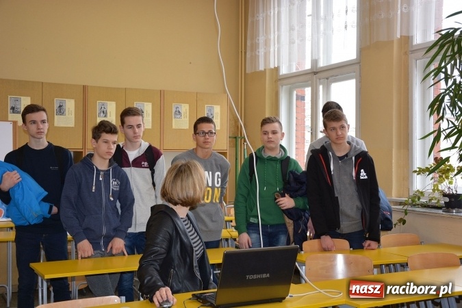 Zdjęcie w galerii na portalu naszraciborz.pl: Pierwszy Dzień Wiosny z CKZiU nr 1 w Raciborzu  wiadomości z regionu