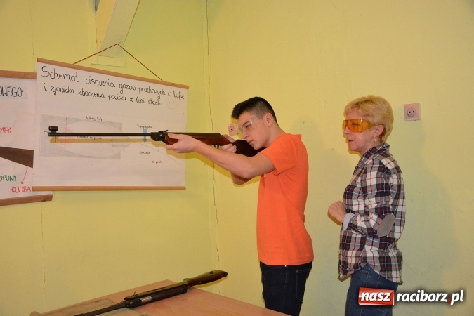 Zdjęcie w galerii na portalu naszraciborz.pl: Pierwszy Dzień Wiosny z CKZiU nr 1 w Raciborzu  wiadomości z regionu