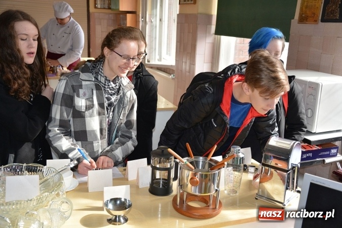 Zdjęcie w galerii na portalu naszraciborz.pl: Pierwszy Dzień Wiosny z CKZiU nr 1 w Raciborzu  wiadomości z regionu