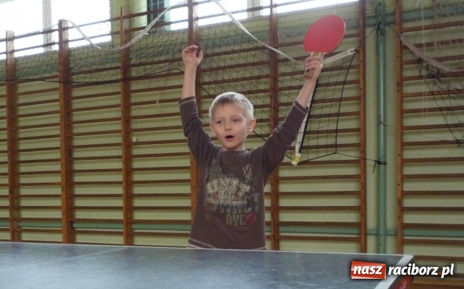 Zdjęcie w galerii na portalu naszraciborz.pl: Wiosenny turniej tenisa stołowego w Tworkowie wiadomości z regionu