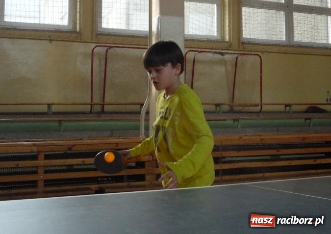 Zdjęcie w galerii na portalu naszraciborz.pl: Wiosenny turniej tenisa stołowego w Tworkowie wiadomości z regionu