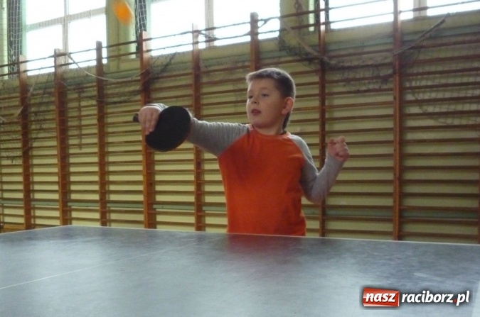 Zdjęcie w galerii na portalu naszraciborz.pl: Wiosenny turniej tenisa stołowego w Tworkowie wiadomości z regionu