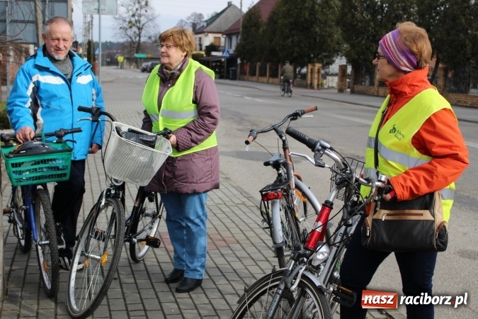Zdjęcie w galerii na portalu naszraciborz.pl: Studenci UTW z Nędzy aktywnie powitali wiosnę  wiadomości z regionu