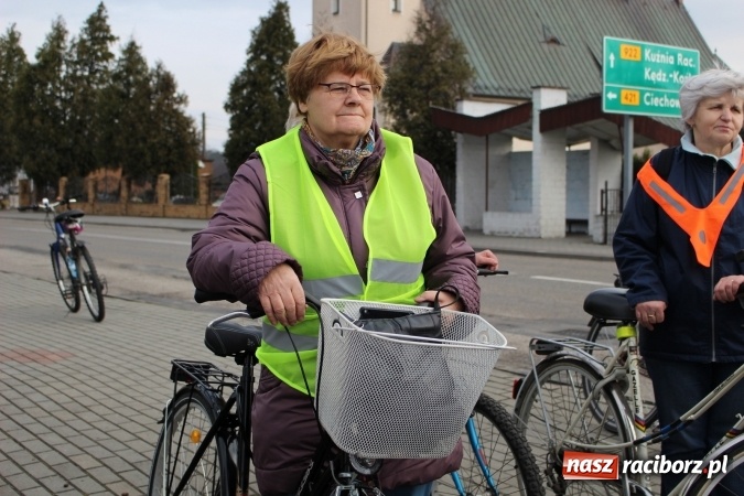 Zdjęcie w galerii na portalu naszraciborz.pl: Studenci UTW z Nędzy aktywnie powitali wiosnę  wiadomości z regionu