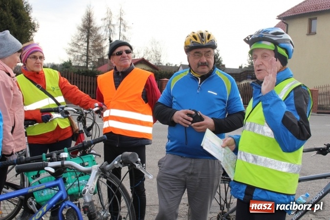 Zdjęcie w galerii na portalu naszraciborz.pl: Studenci UTW z Nędzy aktywnie powitali wiosnę  wiadomości z regionu