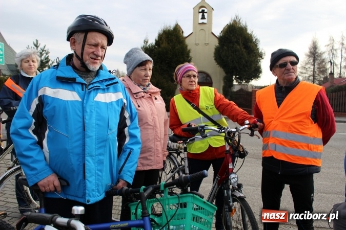 Zdjęcie w galerii na portalu naszraciborz.pl: Studenci UTW z Nędzy aktywnie powitali wiosnę  wiadomości z regionu
