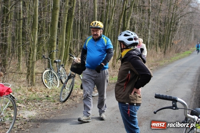 Zdjęcie w galerii na portalu naszraciborz.pl: Studenci UTW z Nędzy aktywnie powitali wiosnę  wiadomości z regionu