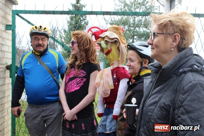 Zdjęcie w galerii na portalu naszraciborz.pl: Studenci UTW z Nędzy aktywnie powitali wiosnę  wiadomości z regionu