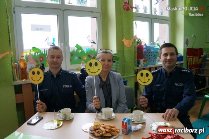 Zdjęcie w galerii na portalu naszraciborz.pl: Bezpieczny przedszkolak - w Przedszkolu nr 17 zorganizowano konkurs  wiadomości z regionu