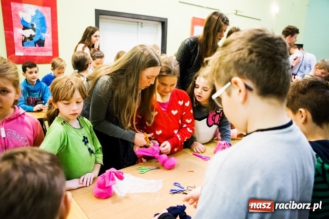 Zdjęcie w galerii na portalu naszraciborz.pl: Wiosenne Warsztaty Plastyczne w Młodzieżowym Domu Kultury wiadomości z regionu