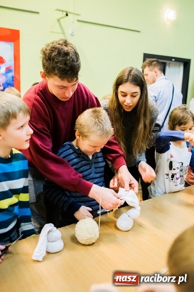 Zdjęcie w galerii na portalu naszraciborz.pl: Wiosenne Warsztaty Plastyczne w Młodzieżowym Domu Kultury wiadomości z regionu
