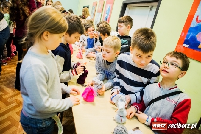 Zdjęcie w galerii na portalu naszraciborz.pl: Wiosenne Warsztaty Plastyczne w Młodzieżowym Domu Kultury wiadomości z regionu