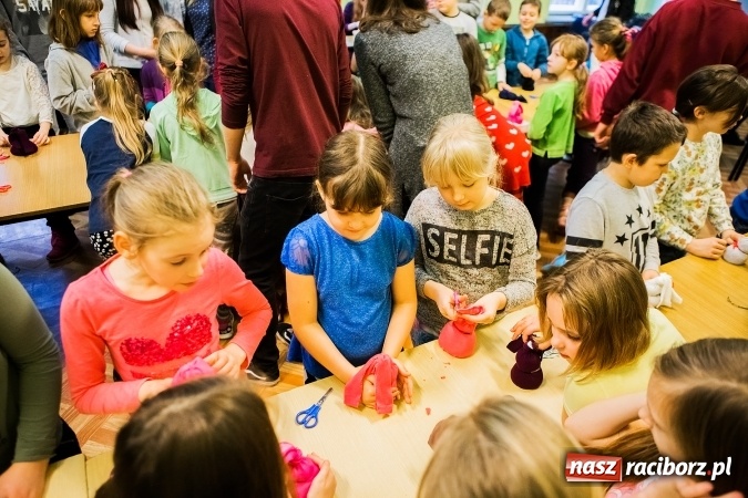 Zdjęcie w galerii na portalu naszraciborz.pl: Wiosenne Warsztaty Plastyczne w Młodzieżowym Domu Kultury wiadomości z regionu