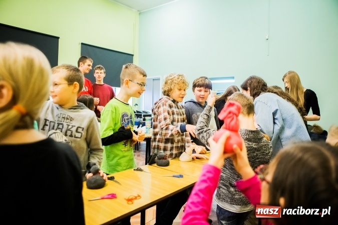 Zdjęcie w galerii na portalu naszraciborz.pl: Wiosenne Warsztaty Plastyczne w Młodzieżowym Domu Kultury wiadomości z regionu