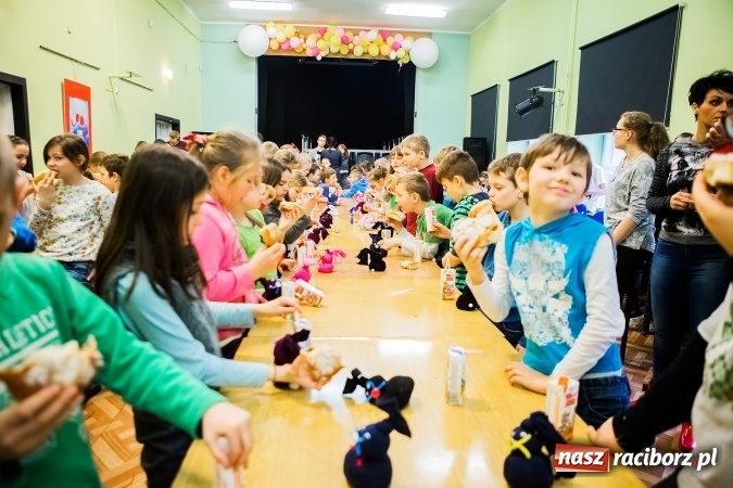 Zdjęcie w galerii na portalu naszraciborz.pl: Wiosenne Warsztaty Plastyczne w Młodzieżowym Domu Kultury wiadomości z regionu