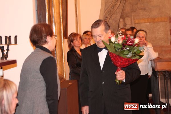 Zdjęcie w galerii na portalu naszraciborz.pl: Wieczór Polski w Muzeum wiadomości z regionu