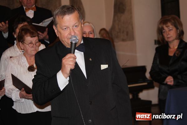 Zdjęcie w galerii na portalu naszraciborz.pl: Wieczór Polski w Muzeum wiadomości z regionu