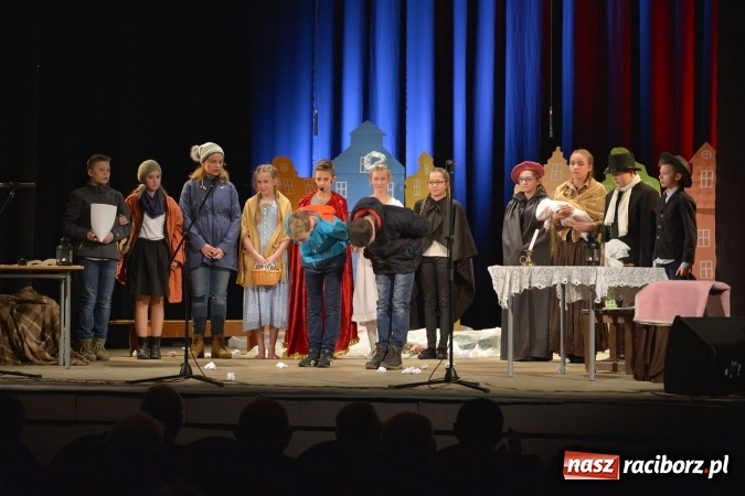 Zdjęcie w galerii na portalu naszraciborz.pl: Wieczór Polski w Domu Kultury Strzecha  wiadomości z regionu