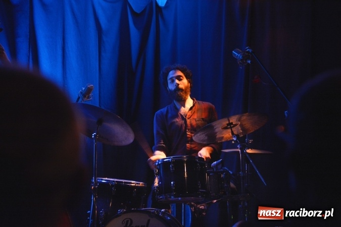 Zdjęcie w galerii na portalu naszraciborz.pl: Hadar Noiberg Trio na Końcu Świata  wiadomości z regionu